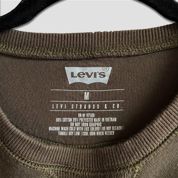 Levi Strauss & Co. Men's Graphic Crewneck Sweatshirt - Olive Green - Picture 3 of 5